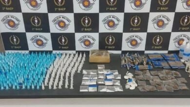 Cão faro ajuda Polícia a encontrar drogas em Santos