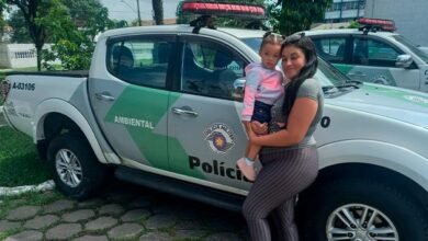 Criança é salva pela Polícia Ambiental em Guarujá