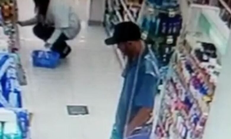 VÍDEO - Homem tenta furtar farmácia e acaba sendo agredido pelo gerente