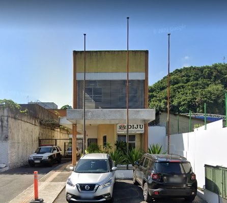 Adolescente é preso por estar ligado a roubos a farmácias