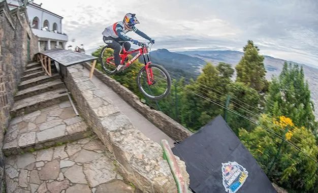 Copa São Paulo Bike Downhill 2022 acontece em São Vicente neste final de semana