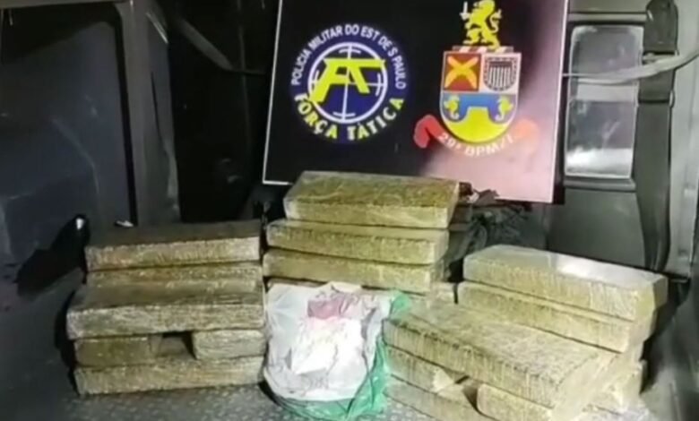 Dupla é presa com 20 Kg de maconha sendo transportadas em Itanhaém
