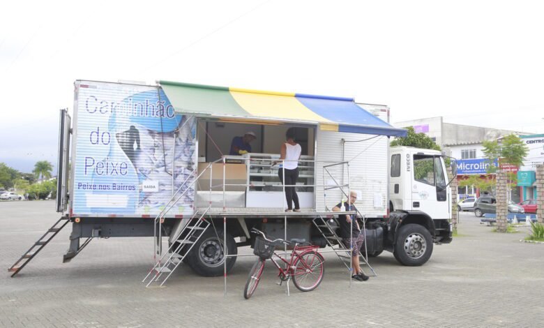 Caminhão do Peixe tem pescados a preços acessíveis a semana inteira