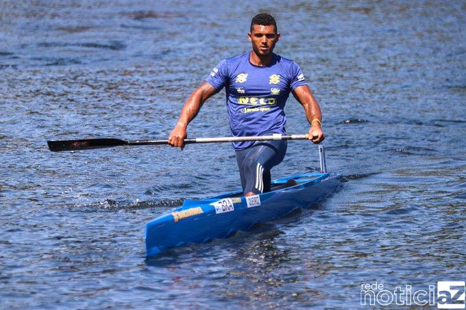 Isaquias Queiroz brilha na canoagem e se torna campeão mundial