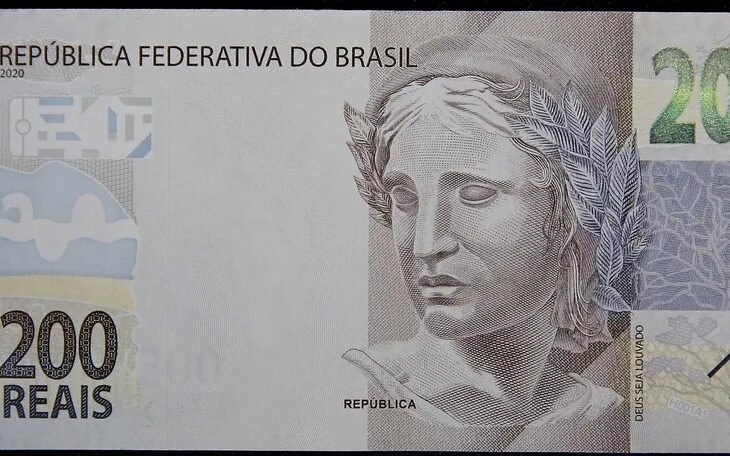 Nota de R$ 200 completa dois anos, mas ainda é rara na mão da população