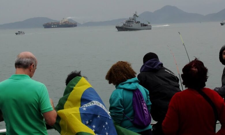 DESFILE NAVAL