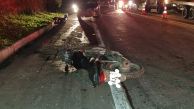 Motociclista fica gravemente ferido após acidente na Rio-Santos