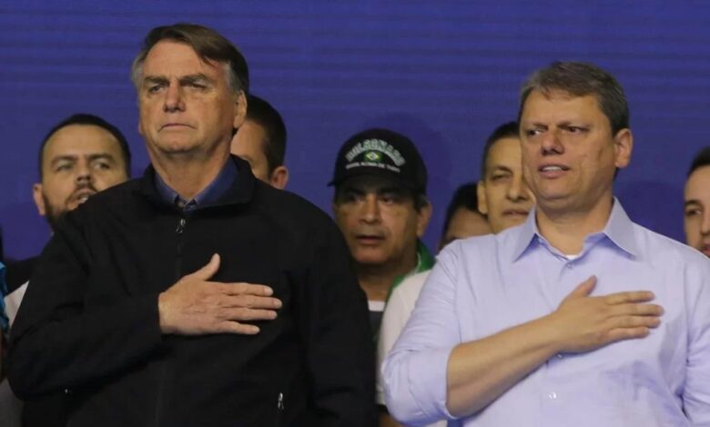 Tarcísio e Bolsonaro receberam a maioria dos votos em Santos; confira