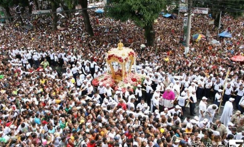 Mais de 2,5 milhões de pessoas participam do Círio de Nazaré
