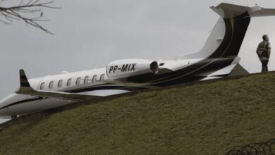 VÍDEO: Avião derrapa e sai da pista no Aeroporto de Congonhas