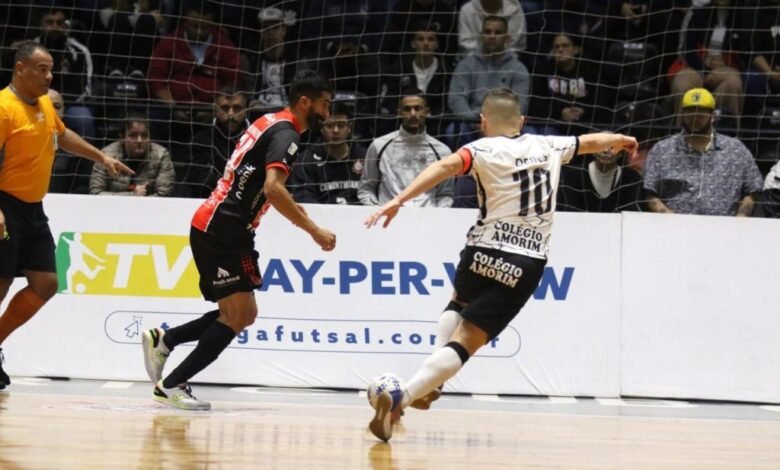 Corinthians vence Joinville na abertura das quartas de final da LNF
