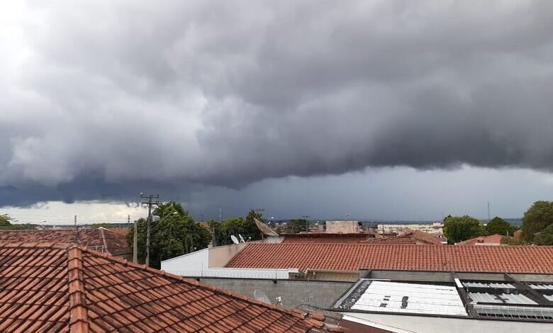 Defesa Civil emite alerta para ventos fortes na Baixada Santista e interior de SP