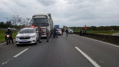 VÍDEO - Bloqueios de caminhoneiros afetam também estradas do Litoral Paulista