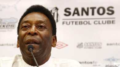 Pelé está em quarto comum e tem quadro estável, segundo boletim médico