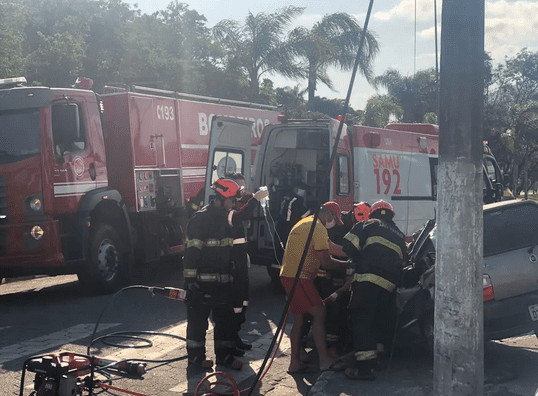 Acidente deixa cinco feridos em Caraguatatuba
