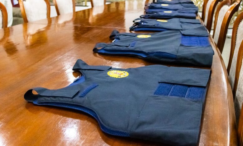 Prefeitura de São Vicente amplia equipamentos de defesa da GCM e entrega novos coletes balísticos