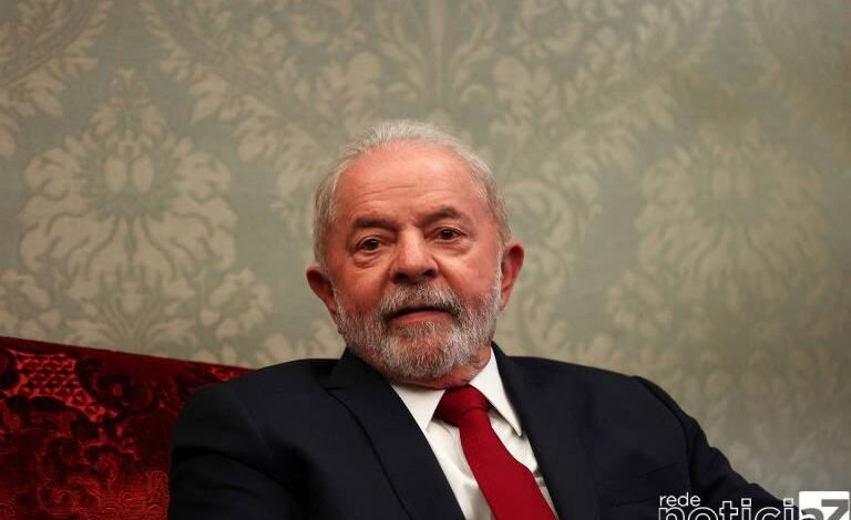 Lula passa por cirurgia na laringe em São Paulo e recebe alta