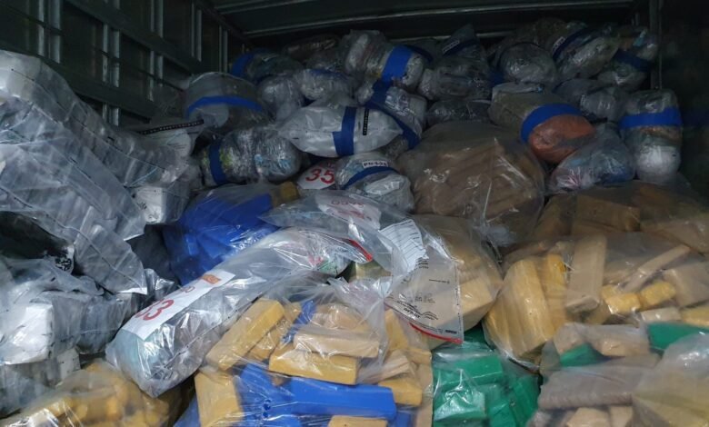 VÍDEO - Polícia Civil realiza incineração de mais de 5 toneladas de drogas no Litoral Paulista