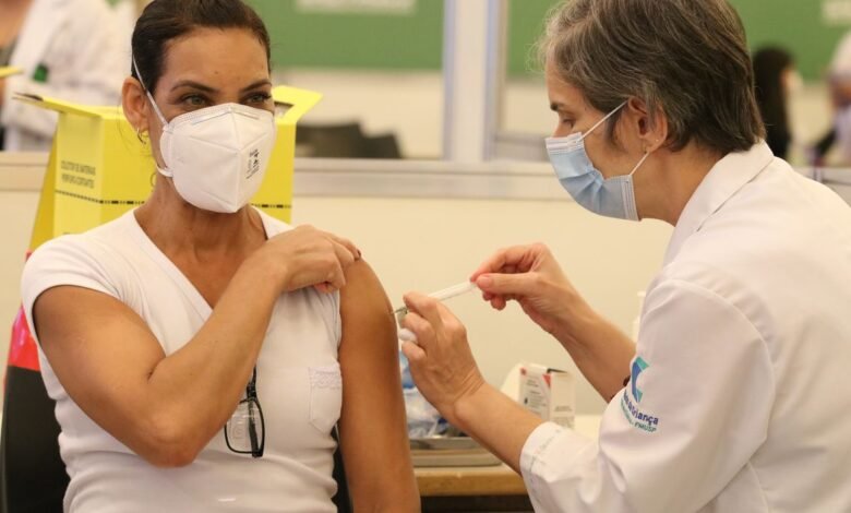 Itanhaém inicia a aplicação da 5ª dose da vacina contra a Covid