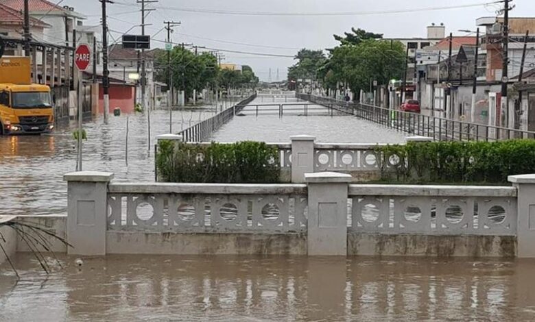 Frente fria de forte intensidade vai gerar transtornos na Baixada Santista