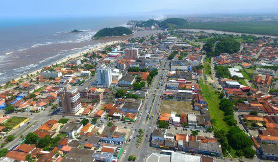 Criança de 5 anos morre afogada em piscina em Itanhaém