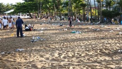 Mais de 300 toneladas de lixo pós-Ano Novo são retiradas no Litoral Norte