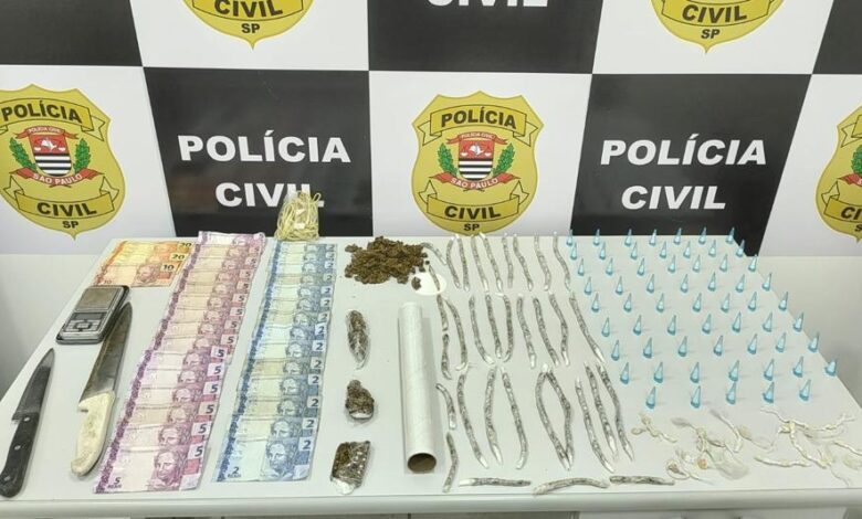 Dupla suspeita de tráfico de drogas é presa em Praia Grande