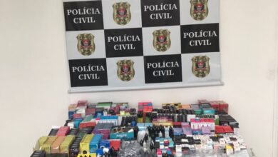 Polícia encerra "comércio" de cigarros eletrônicos em Santos