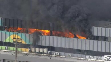 Incêndio atinge galpão do Aeroporto Galeão, no Rio de Janeiro