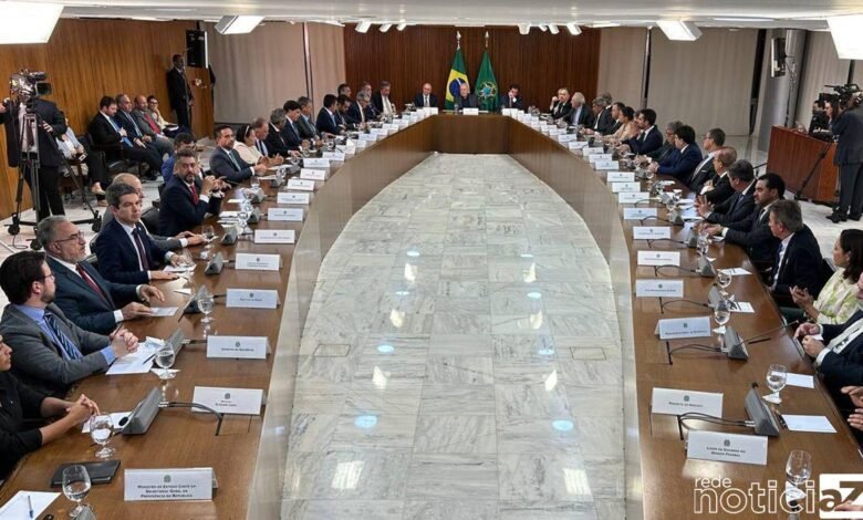 Lula se reúne com governadores após atos antidemocráticos