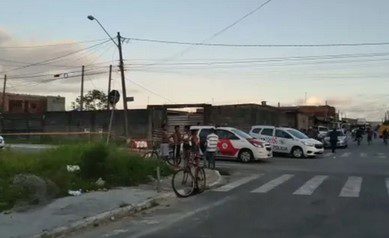 Corpo de mulher é achado sem vida no meio da rua de Praia Grande