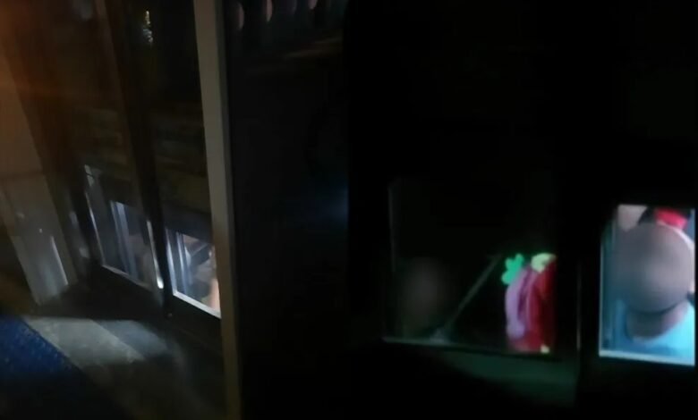 Pessoas ficam presas no elevador da travessia de balsas entre Santos e Guarujá