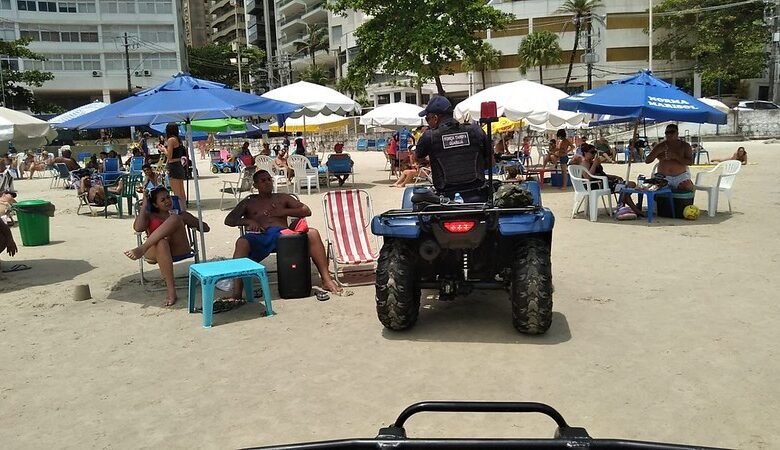 Mais de 3 mil embarcações são vistoriadas e 117 são impedidas de trafegar em Guarujá