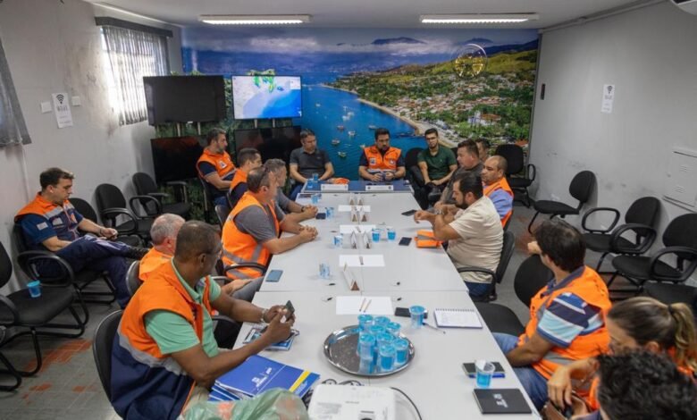 Medidas urgentes para reconstrução de São Sebastião após fortes chuvas são discutidas