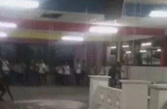 Teto de escola estadual de Santos desaba durante fortes chuvas