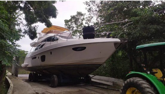 Barco avaliado em R$ 3 milhões é encontrado no Litoral de SP
