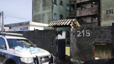 VÍDEOS - Dupla é presa em flagrante por realizar o tráfico de drogas em Itanhaém
