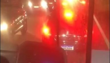 VÍDEO - Motoristas são surpreendidos com arrastão na Rio-Santos
