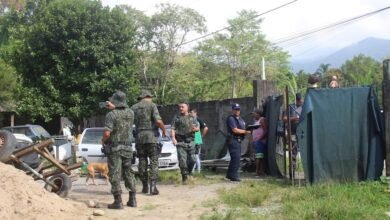 Força-tarefa coíbe ocupação e comércio irregulares na Área Continental de Santos