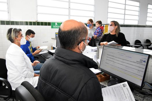 Praia Grande encerra obrigatoriedade do uso de máscara no transporte público e nas unidades de saúde