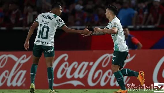 Arthur dá show e Palmeiras vence o Cerro Porteño no Paraguai