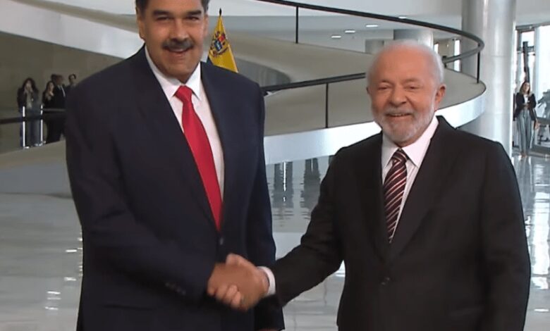 Lula se encontra com presidente da Venezuela