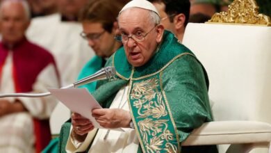 Papa Francisco apoia pessoa transgênero