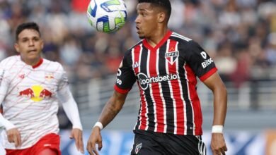 Pato reestreia, e São Paulo empata contra Bragantino
