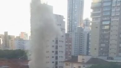 VÍDEO - Incêndio atinge apartamento em Santos