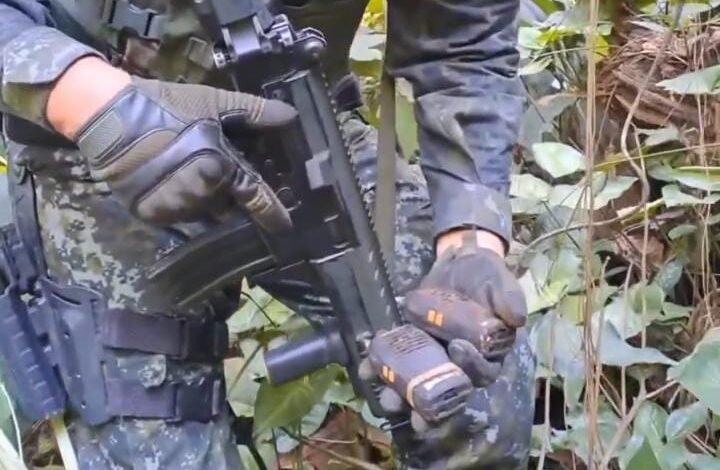 Polícia Militar Ambiental apreende rádios e drogas na Baixada Santista