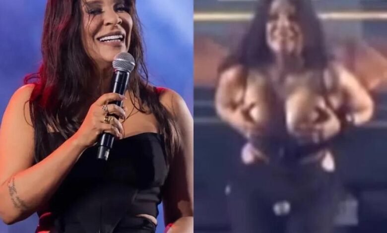 VÍDEO - Cantora do Calcinha Preta mostra os seios para o público em show