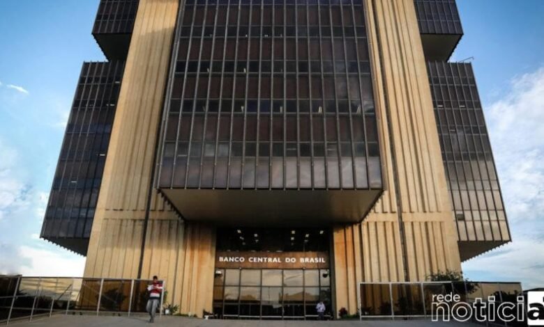 Artigo: "O futuro a Deus pertence sobre o Banco Central"