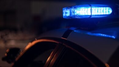 Motociclista tem a perna amputada após colidir com veículo