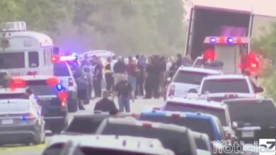 Mais de 40 pessoas são achadas mortas dentro de caminhão